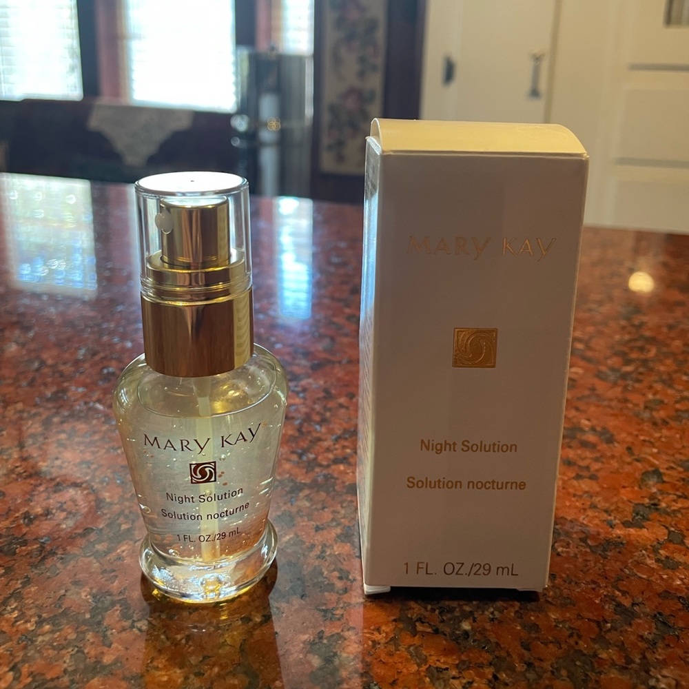 Mary Kay Night Solution